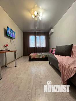 1-к квартира, посуточно, 35м2, 1/1 этаж