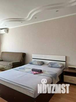 1-к квартира, посуточно, 38м2, 1/1 этаж