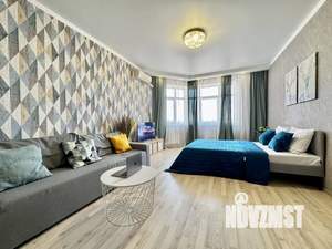 1-к квартира, посуточно, 42м2, 10/17 этаж