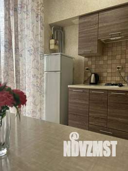 1-к квартира, посуточно, 40м2, 5/10 этаж