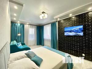 1-к квартира, посуточно, 50м2, 1/1 этаж