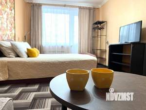 1-к квартира, посуточно, 32м2, 3/9 этаж