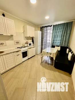 2-к квартира, посуточно, 65м2, 9/14 этаж