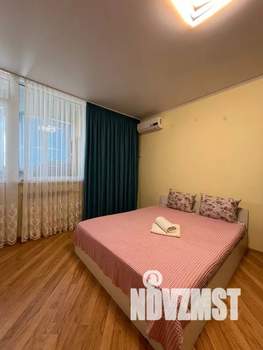 1-к квартира, посуточно, 40м2, 11/17 этаж