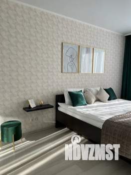 1-к квартира, посуточно, 35м2, 14/18 этаж