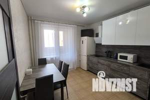 1-к квартира, посуточно, 10м2, 1/1 этаж