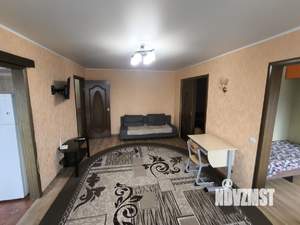 3-к квартира, на длительный срок, 44м2, 5/5 этаж