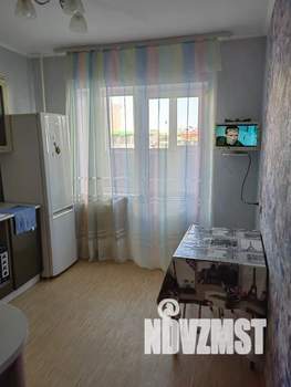 1-к квартира, посуточно, 40м2, 9/17 этаж