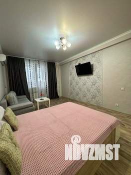 1-к квартира, посуточно, 42м2, 1/1 этаж