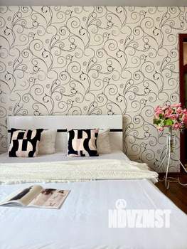 1-к квартира, посуточно, 43м2, 6/17 этаж