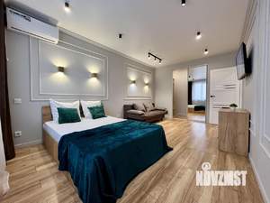 1-к квартира, посуточно, 42м2, 7/17 этаж