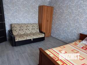 1-к квартира, посуточно, 38м2, 4/9 этаж