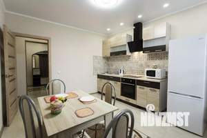 3-к квартира, посуточно, 90м2, 1/1 этаж