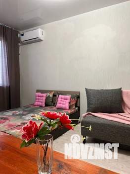 1-к квартира, посуточно, 40м2, 3/17 этаж