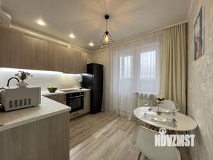 1-к квартира, посуточно, 40м2, 14/14 этаж