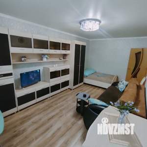 1-к квартира, посуточно, 32м2, 3/5 этаж