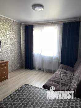 1-к квартира, посуточно, 40м2, 3/17 этаж