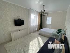 1-к квартира, посуточно, 40м2, 6/17 этаж