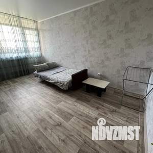 1-к квартира, посуточно, 38м2, 1/17 этаж