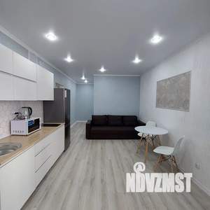 Студия квартира, посуточно, 36м2, 16/17 этаж