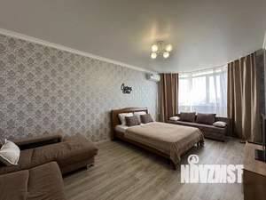 2-к квартира, посуточно, 70м2, 1/1 этаж