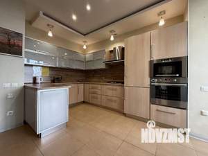 2-к квартира, посуточно, 65м2, 1/1 этаж