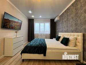 1-к квартира, посуточно, 43м2, 1/1 этаж