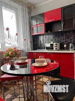 1-к квартира, посуточно, 42м2, 1/1 этаж