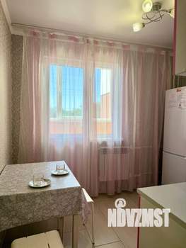 1-к квартира, посуточно, 38м2, 2/17 этаж