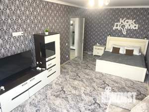 1-к квартира, посуточно, 40м2, 17/18 этаж