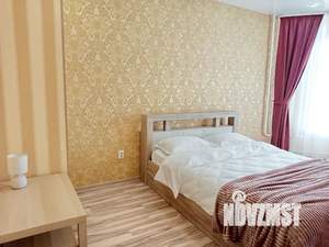 1-к квартира, посуточно, 35м2, 4/18 этаж