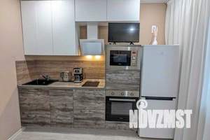 1-к квартира, посуточно, 40м2, 7/17 этаж