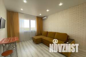 1-к квартира, посуточно, 40м2, 9/17 этаж