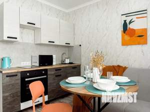 1-к квартира, посуточно, 37м2, 1/1 этаж