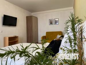 1-к квартира, посуточно, 43м2, 10/17 этаж
