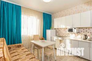 2-к квартира, посуточно, 65м2, 2/17 этаж