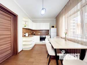 1-к квартира, посуточно, 47м2, 1/10 этаж