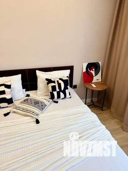 Студия квартира, посуточно, 33м2, 14/18 этаж