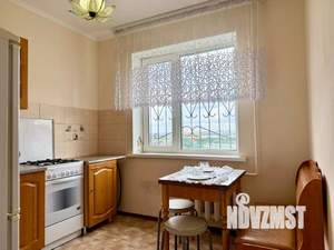 2-к квартира, посуточно, 50м2, 1/1 этаж
