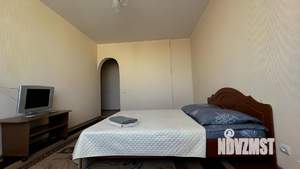 1-к квартира, посуточно, 43м2, 9/10 этаж