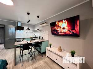 Студия квартира, посуточно, 35м2, 8/17 этаж