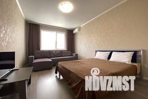 1-к квартира, посуточно, 40м2, 1/17 этаж