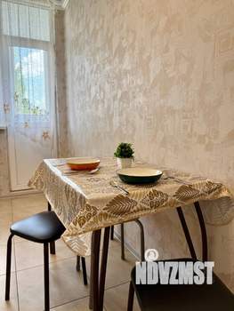 1-к квартира, посуточно, 38м2, 4/11 этаж