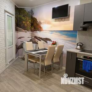 1-к квартира, посуточно, 40м2, 1/17 этаж