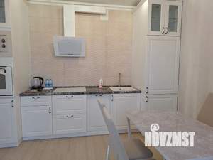 2-к квартира, посуточно, 57м2, 7/17 этаж