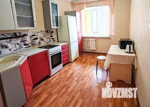 1-к квартира, посуточно, 42м2, 7/12 этаж
