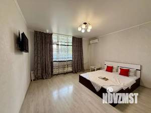 1-к квартира, посуточно, 42м2, 4/9 этаж