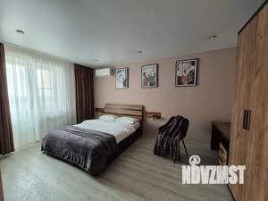 1-к квартира, посуточно, 40м2, 10/17 этаж