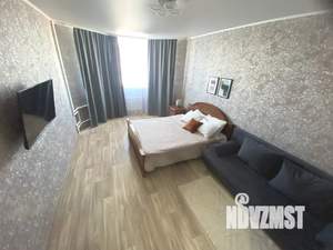 1-к квартира, посуточно, 38м2, 12/17 этаж