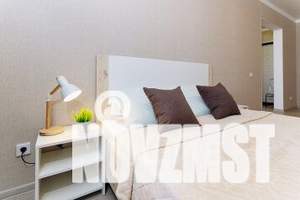 1-к квартира, посуточно, 38м2, 3/16 этаж